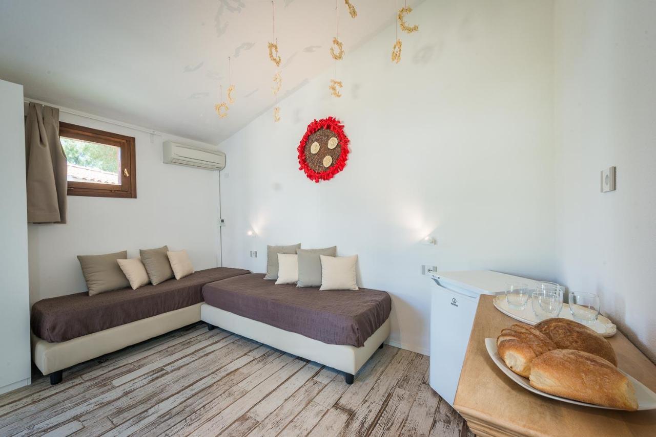 Tiliguerta Glamping&Camping Village Коста Рей Екстериор снимка