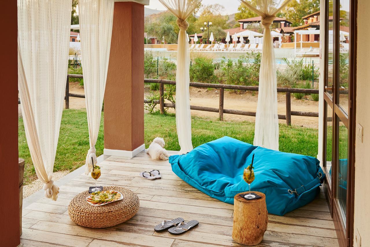 Tiliguerta Glamping&Camping Village Коста Рей Екстериор снимка
